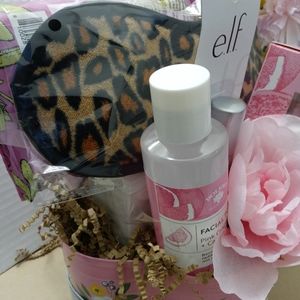 Day Spa  Bath & Body Gift Basket Box Teen Women